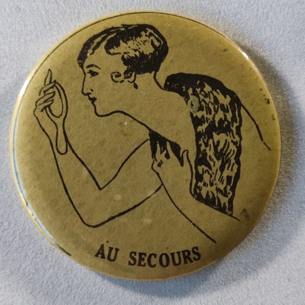 Élégante au miroir (rond - beige) (Au secours)