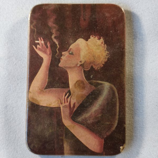 Élégante au miroir (rectangulaire- couleur - cigarette)