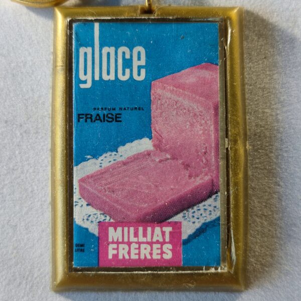 Glace Milliat Frères, parfum naturel fraise. Porte clés. – Image 2