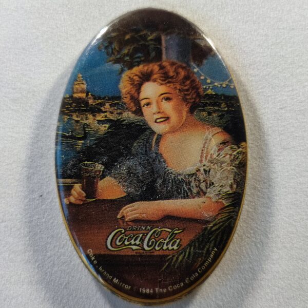 Coca Cola (ovale - femme assise devant Venise de nuit)