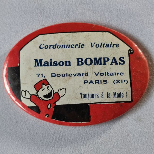 "Cordonnerie Voltaire, Maison Bompas, Paris".