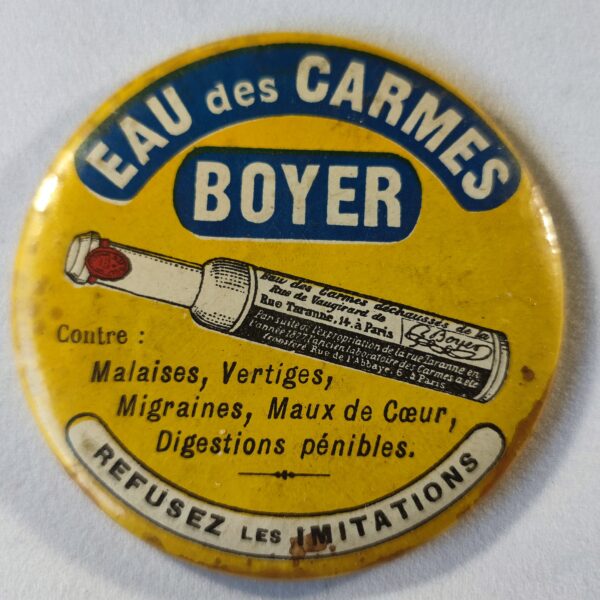 "Eau des carmes Boyer, sur du sucre, dans de l'eau fraîche, en grog ..." (Triple)